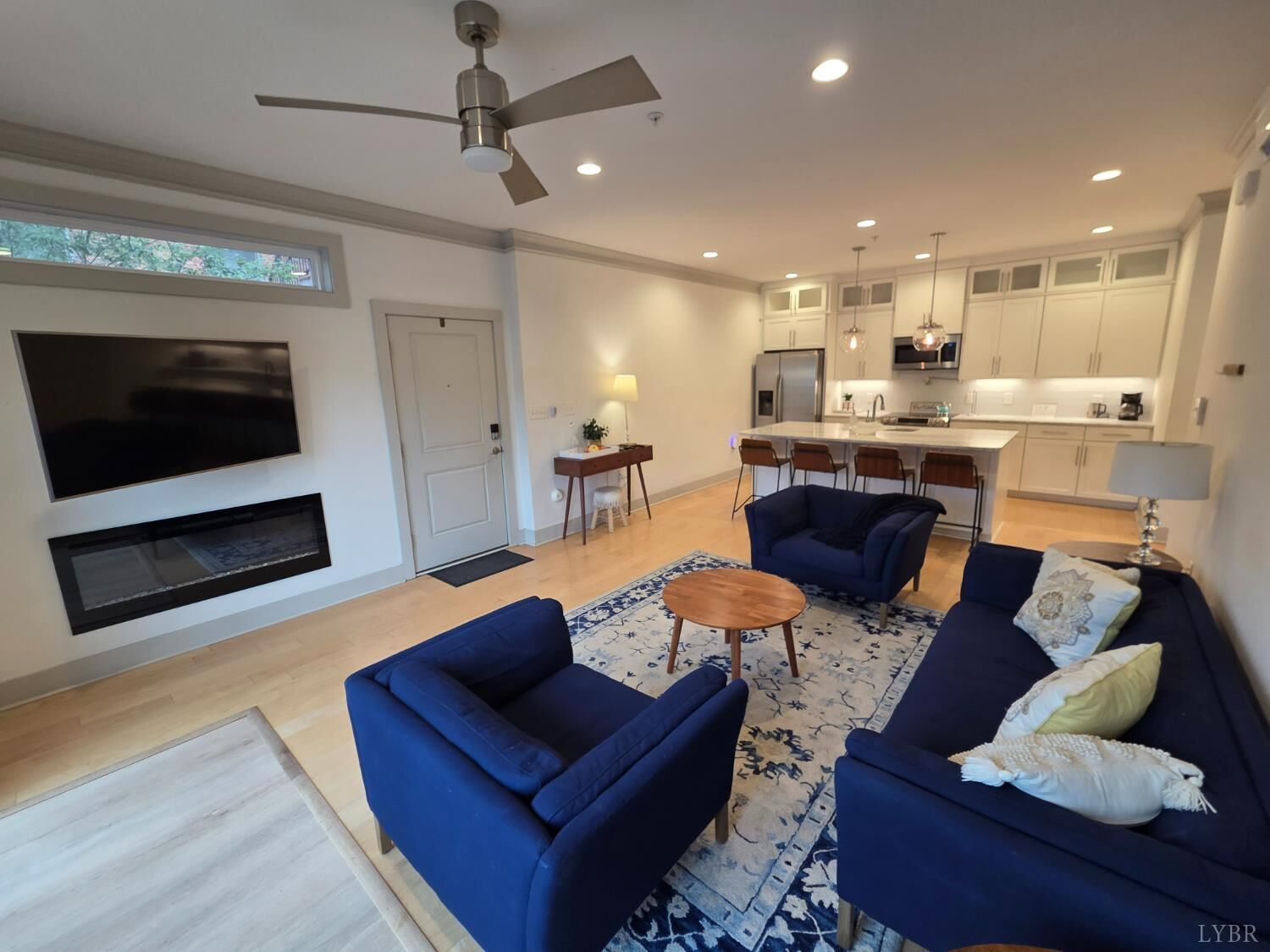 Property Photo: 51 11th VA 24504