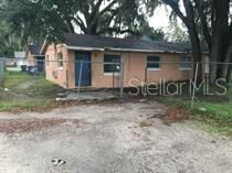 Property Photo: 403 Kilgore Street FL 34785