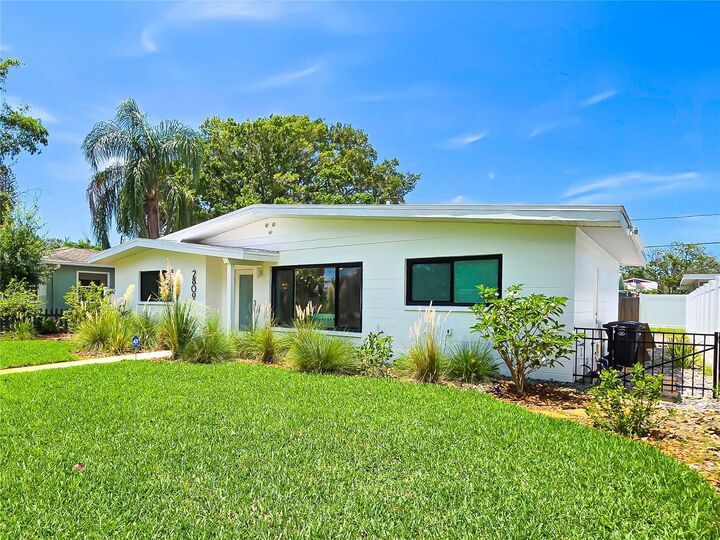 Property Photo:  2809 46th Street S  FL 33711 