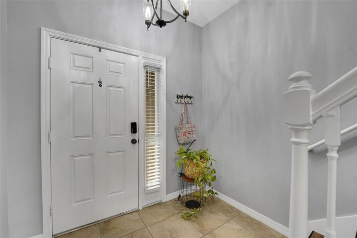 Property Photo: 1664 Peterson Place FL 32773