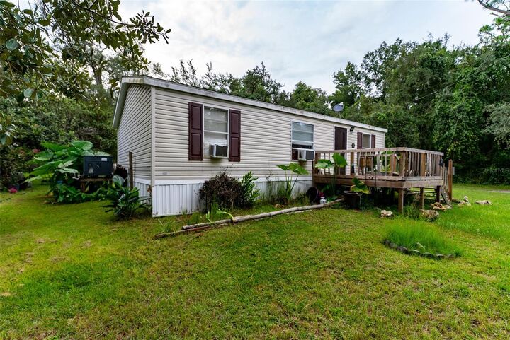 Property Photo: 9085 SW 160th Street FL 34432