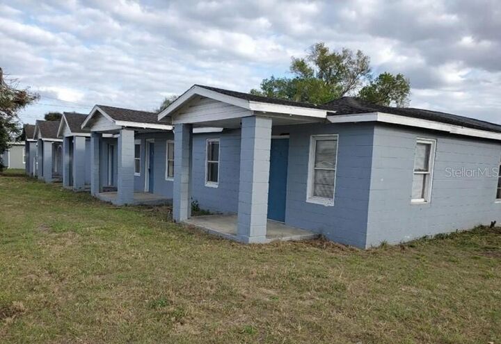 Property Photo: 113 Washington Avenue FL 33853
