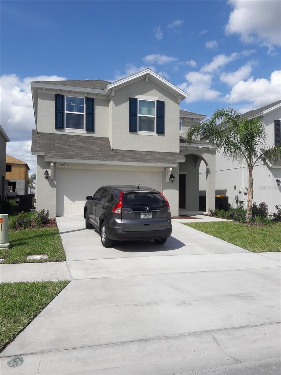 Property Photo:  3202 Turret Drive  FL 34743 