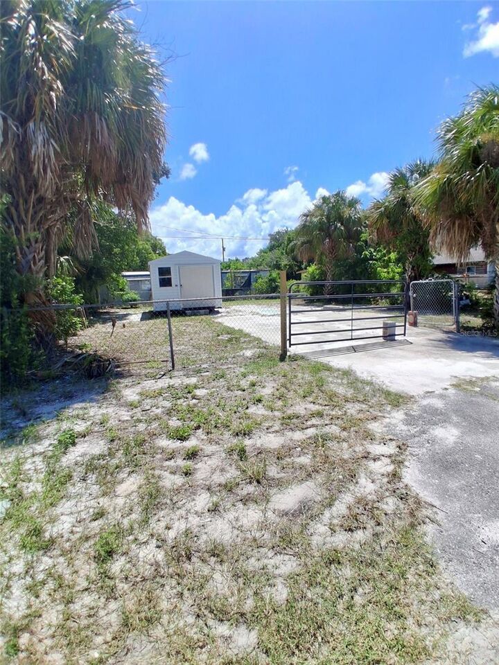 Property Photo: 13020 Clermont Street FL 34667