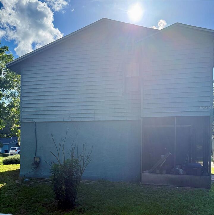 Property Photo: 753 SW 2nd Terrace FL 32601
