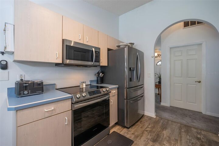 Property Photo:  6 Boxwood Lane  FL 32137 
