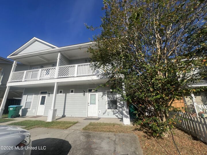 Property Photo:  1323 Foxwood Place  MS 39507 
