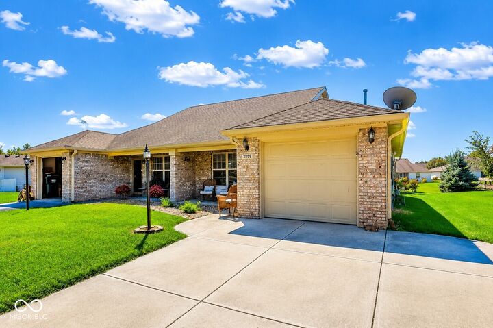 Property Photo: 2059 Pelican Drive IN 46131