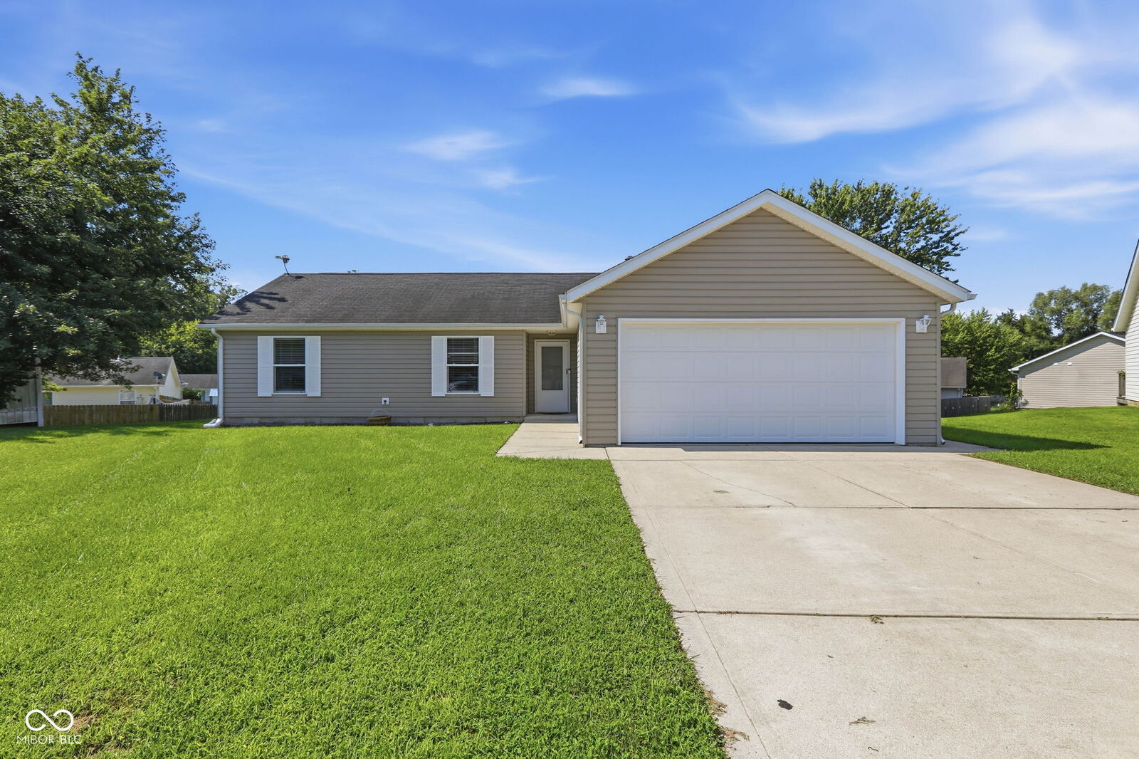Property Photo: 7358 S Millikan Court IN 46164