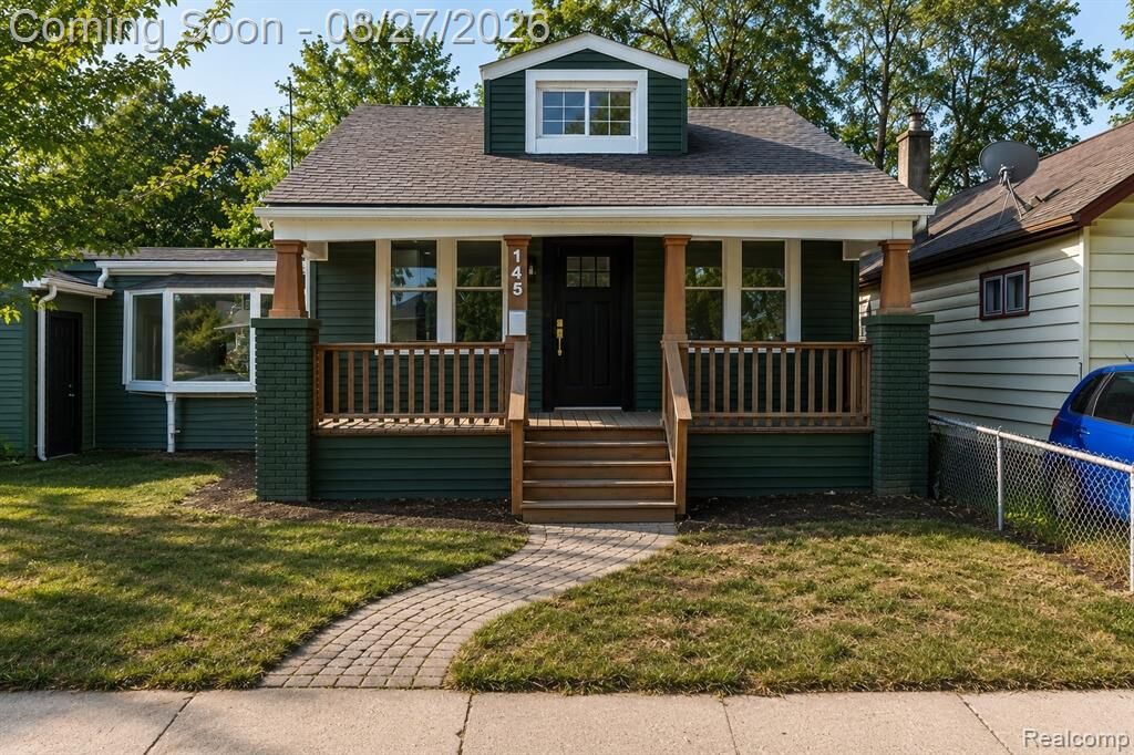 Property Photo: 145 W Bernhard Avenue MI 48030 2270