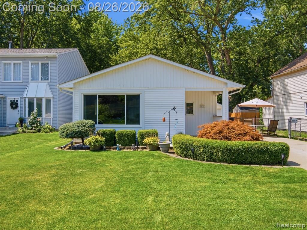 Property Photo: 39681 Detroit Street MI 48045 1837