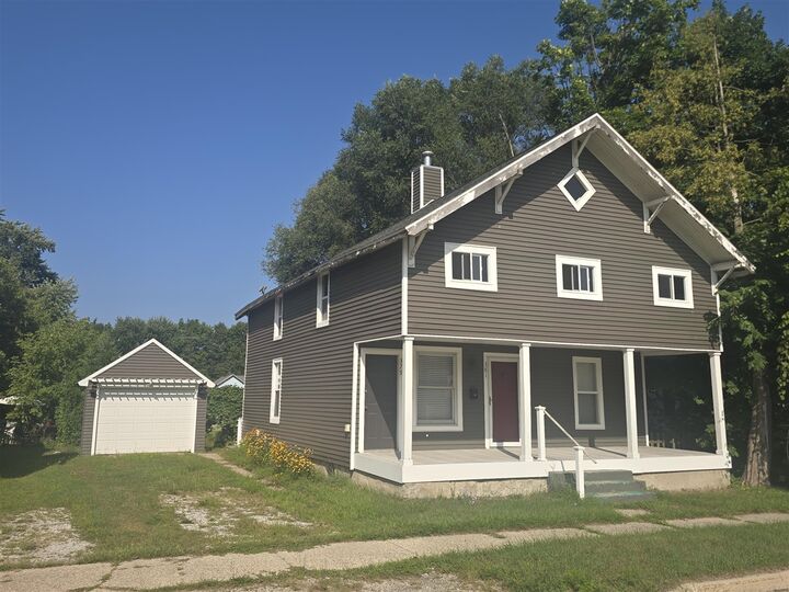 Property Photo:  381 N Elm Street  MI 49455-1135 