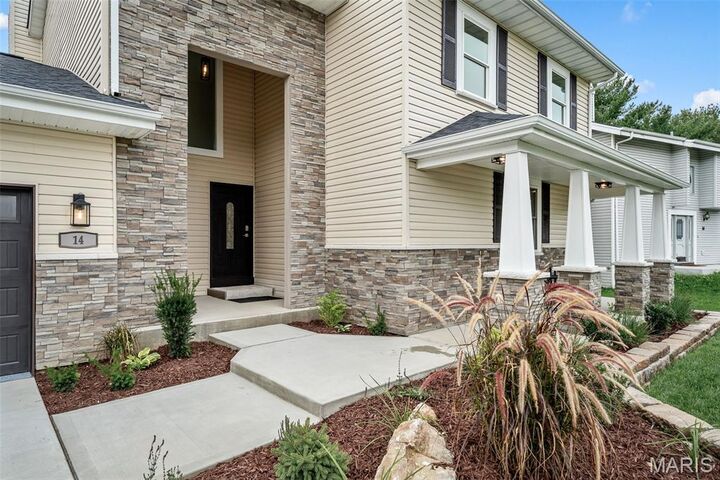 Property Photo:  14 Bayside Court  MO 63367 