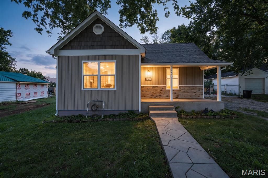 Property Photo:  603 4th Street  MO 63601 