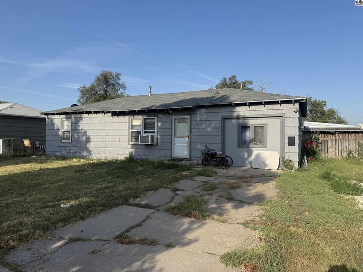 Property Photo:  15 N Town St  KS 67501 