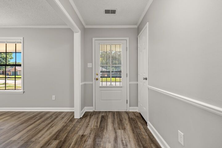 Property Photo: 4109 Oakbend Dr TN 38115