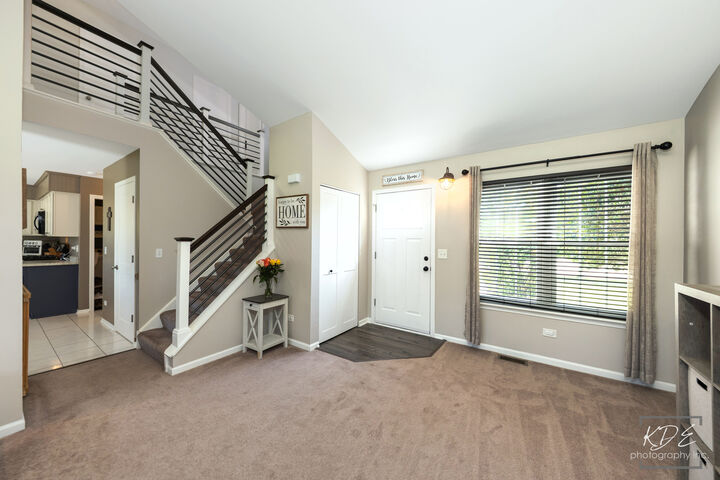 Property Photo:  2111 Victoria Lakes Drive  IL 60586 