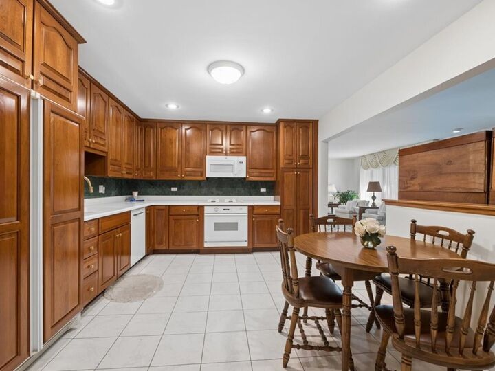 Property Photo: 845 N Merrill Street IL 60068