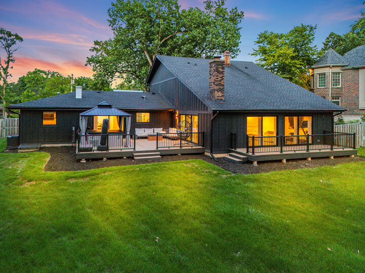 Property Photo: 8122 Fairmount Avenue IL 60516