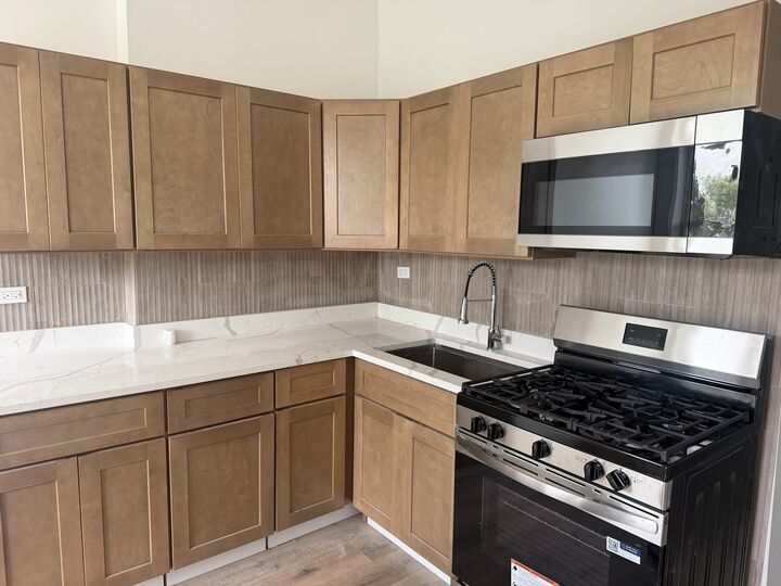 Property Photo:  1222 S Karlov Avenue  IL 60623 
