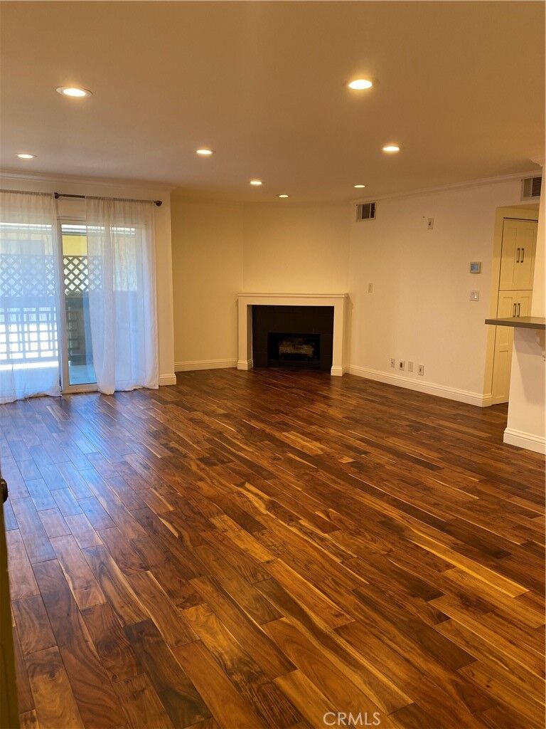 Property Photo:  355 S Madison  CA 91101 