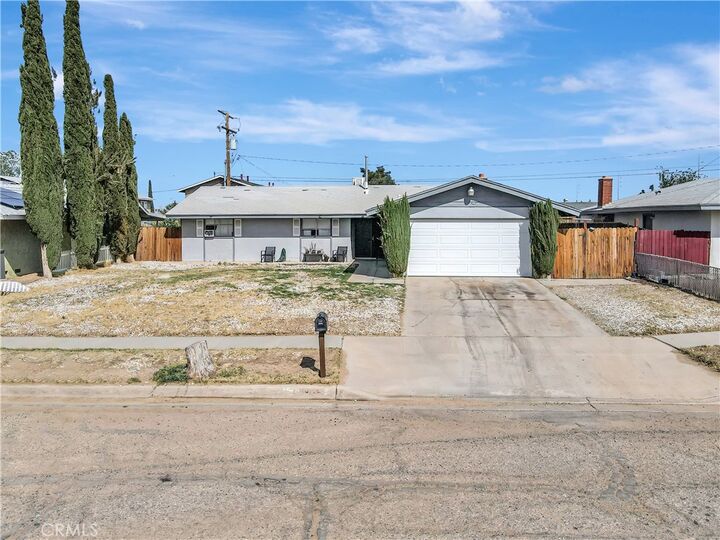 Property Photo:  18165 Lilac  CA 92301 