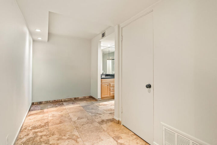 Property Photo:  2501 N Indian Canyon Drive 603  CA 92262 