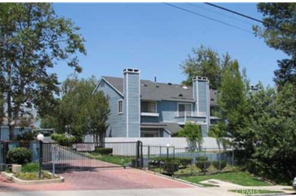 Property Photo: 12301 Osborne Street 56 CA 91331