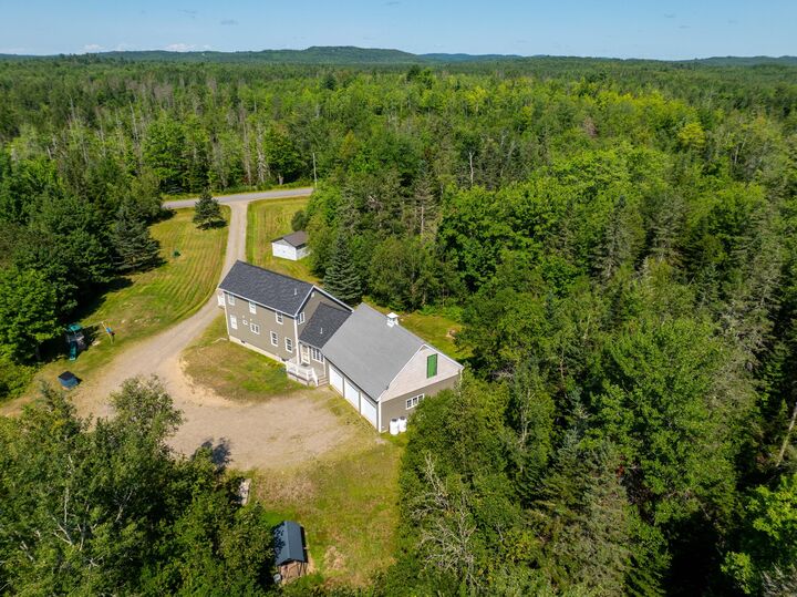 Property Photo:  89 Upper Cross Road  ME 04666 