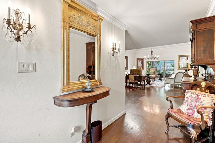 Property Photo: 1018 Commons Drive CA 95825