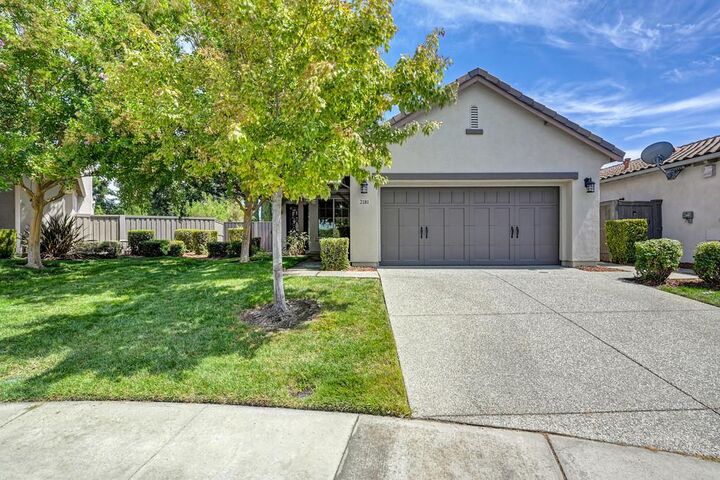 Property Photo:  2181 Ryedale Lane  CA 95835 