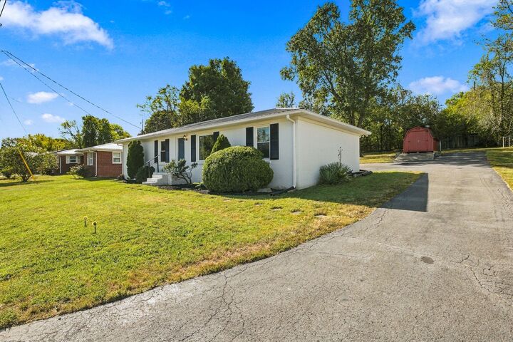 Property Photo:  529 McFerrin St  TN 37190 