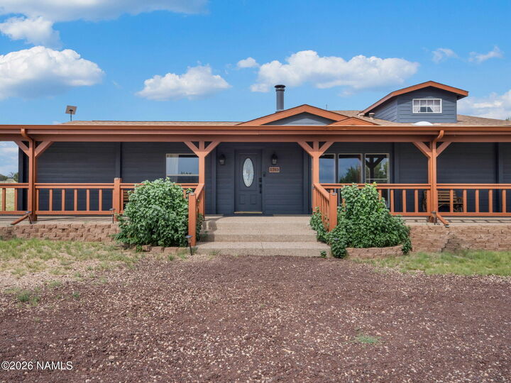 Property Photo:  5769 N Woodland View Road  AZ 86046 