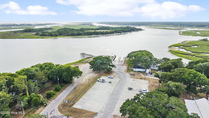 Property Photo: 605 Beachview Drive SE Lots 192 &Amp 193 NC 28422