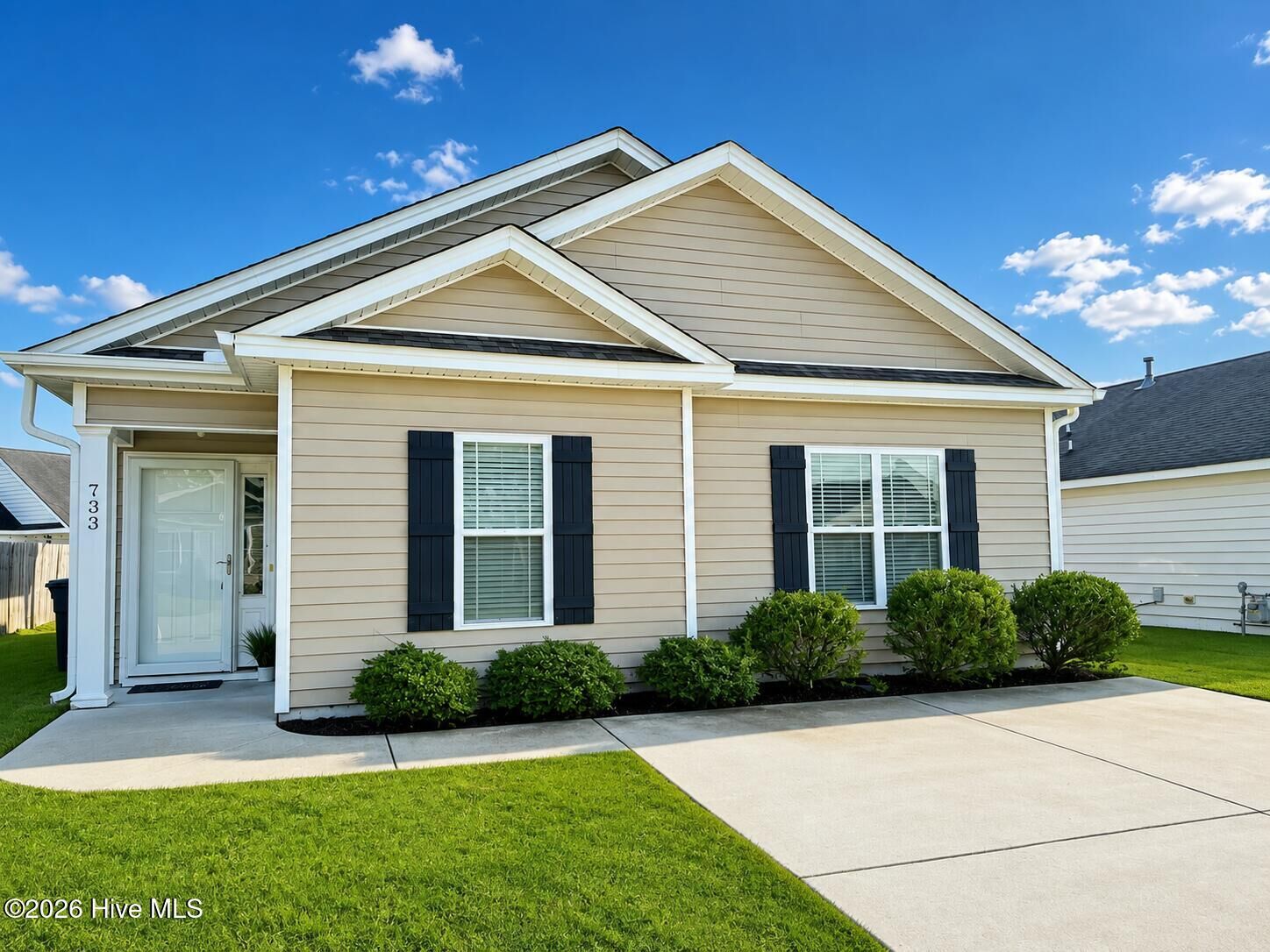 Property Photo:  733 Seneca Court  NC 28590 