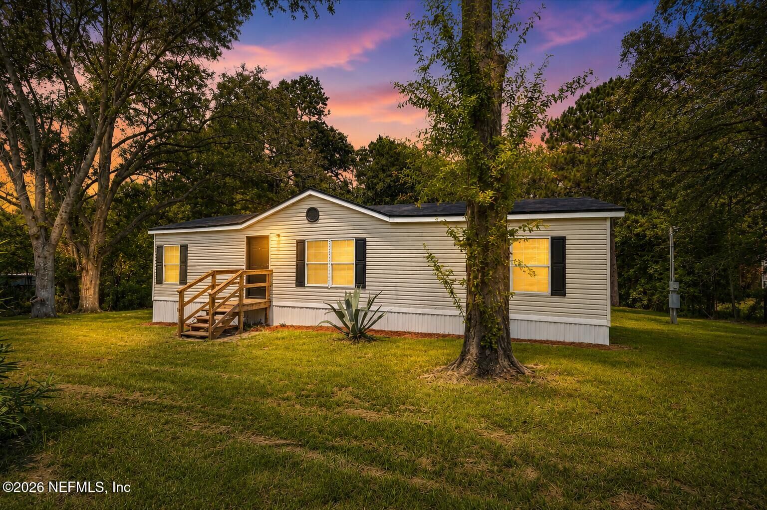 Property Photo: 167 Peppermint Avenue FL 32068