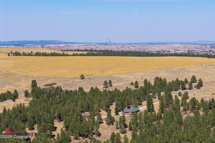 Property Photo: 216 R Ranch Rd - WY 82721