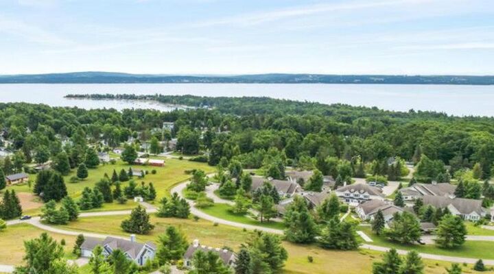 Property Photo: 4143 Village Circle MI 49740
