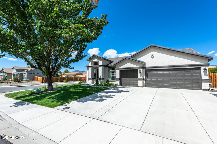 Property Photo:  1518 Riverpark Parkway  NV 89403 