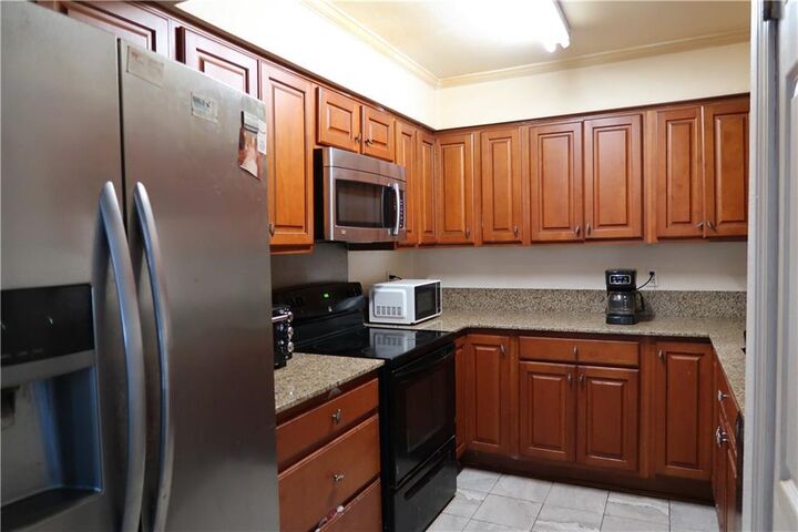 Property Photo:  3416 W Esplanade Avenue B  LA 70002 