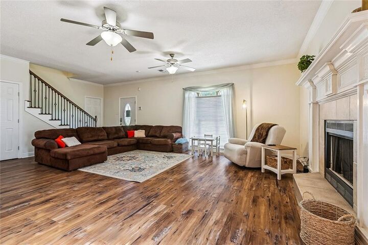 Property Photo: 11 South Lake Court LA 70092