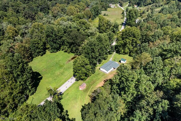 Property Photo:  1312 Russet Road  WV 26147 