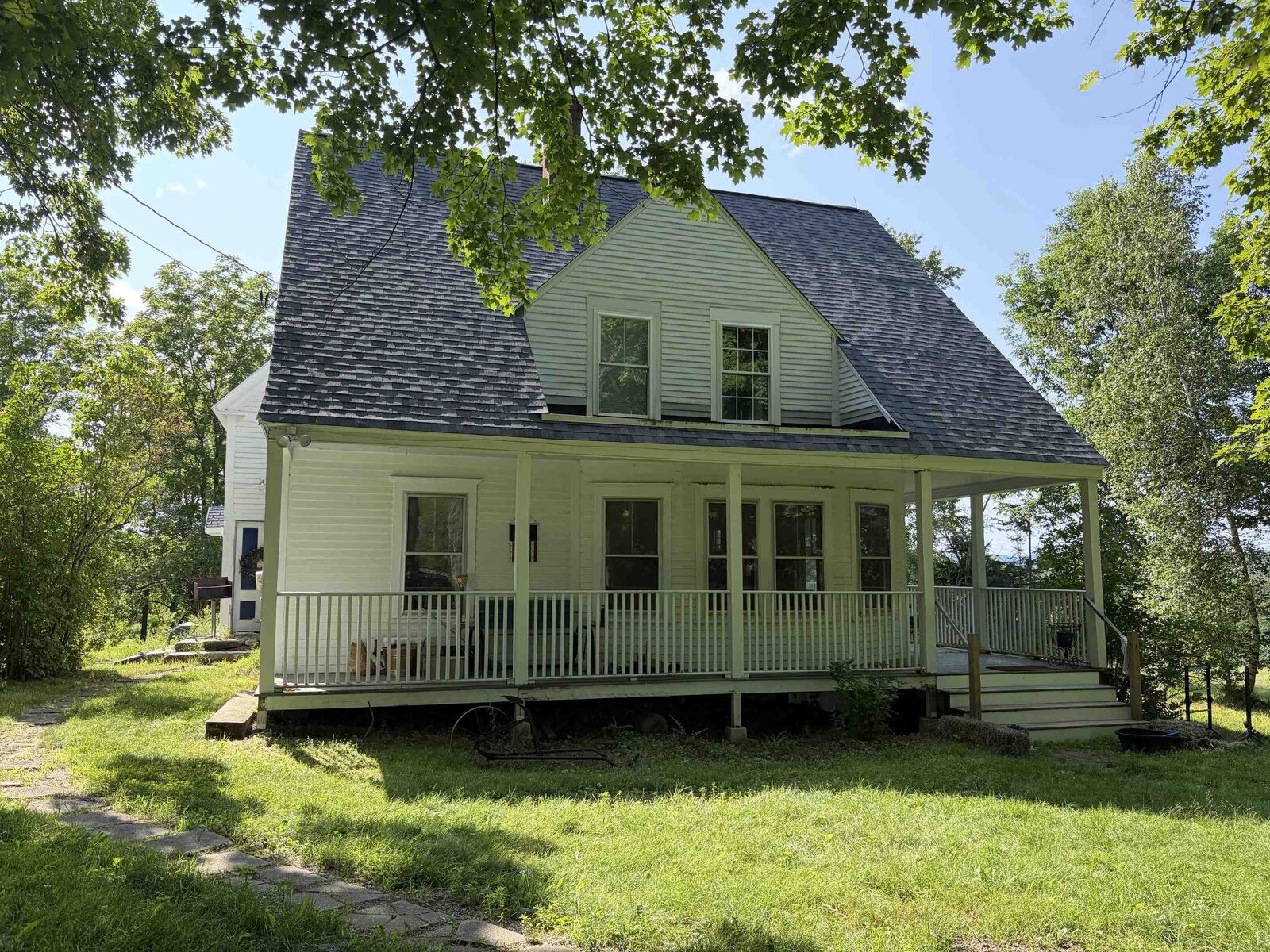 Property Photo:  178 South Hill Road  NH 03070 