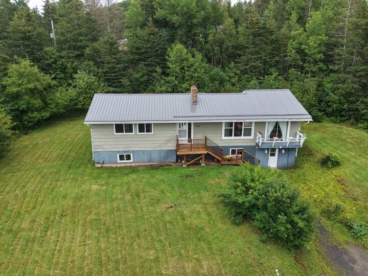 4328 East River East Side Road — photo 1