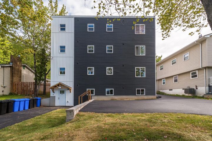 137 Prince Street — photo 1