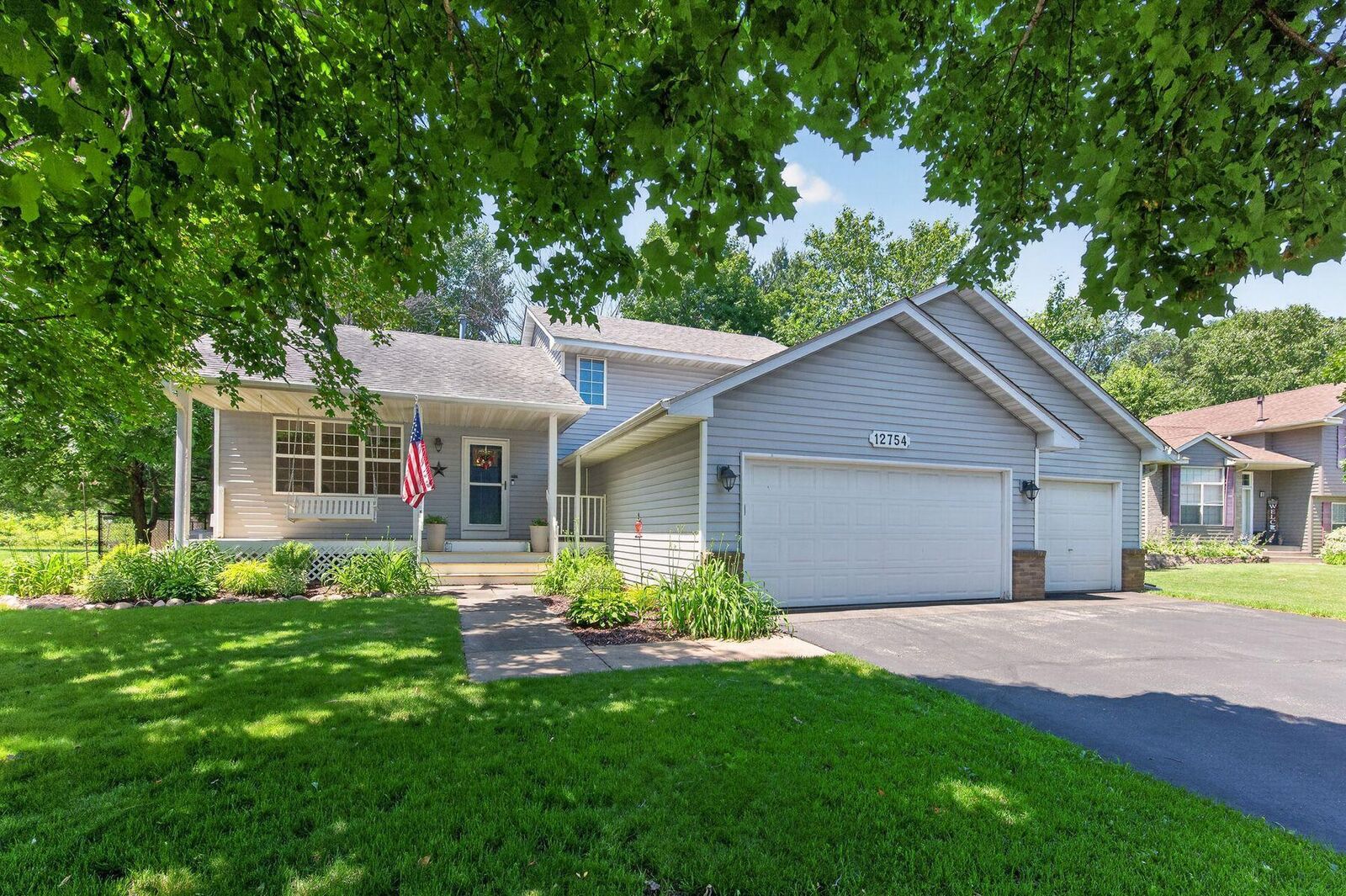 Property Photo: 12754 Independence Avenue MN 55378
