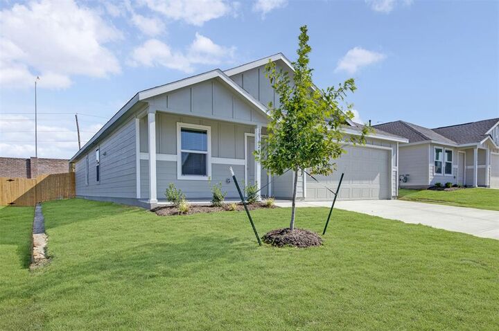 Property Photo:  10752 Gun Barrel Street  TX 76108 