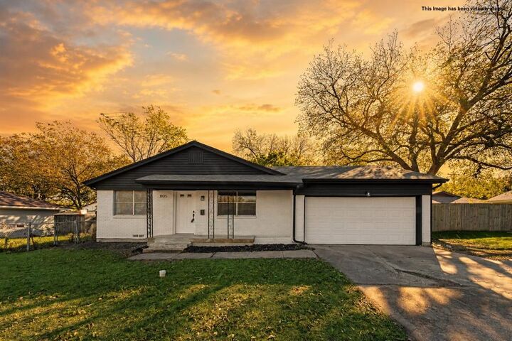 Property Photo:  1105 W White Avenue  TX 75069 