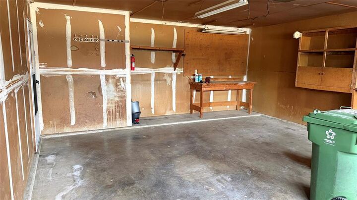 Property Photo: 3832 Mulberry Lane TX 76021