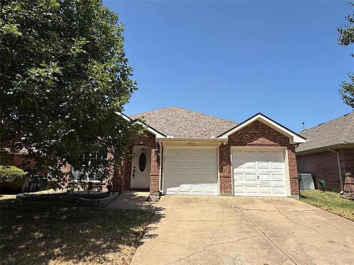 Property Photo:  9120 Newport Lane  TX 75071 